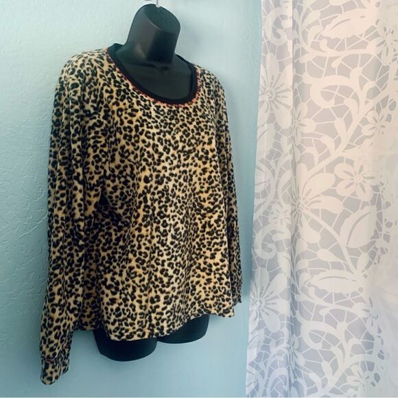PJ Essentials Cheetah Print Fleece Pullover Top Size Large - Picture 4 of 8